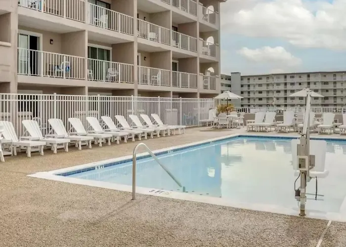 Quality Inn & Suites Oceanblock